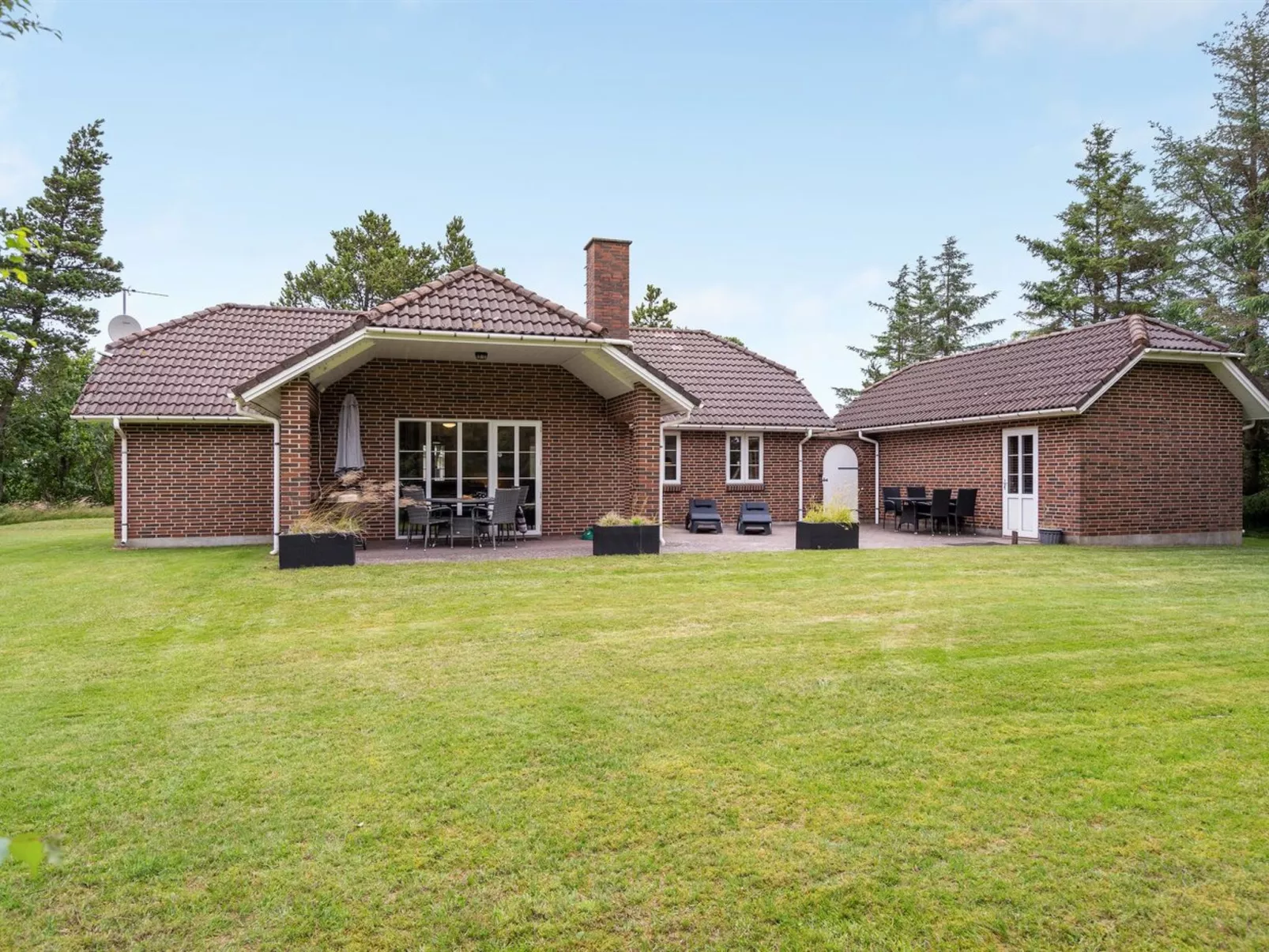 "Hjalmsvider" - 1km from the sea-Buiten