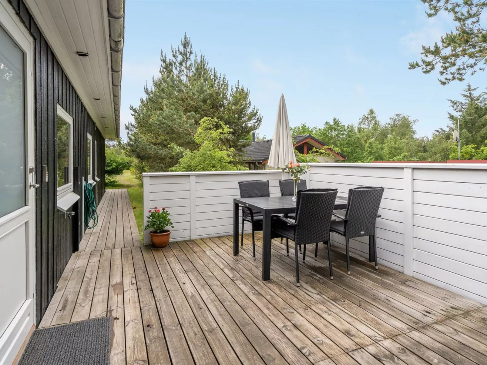 "Jaskirt" - 125m from the sea-Buiten