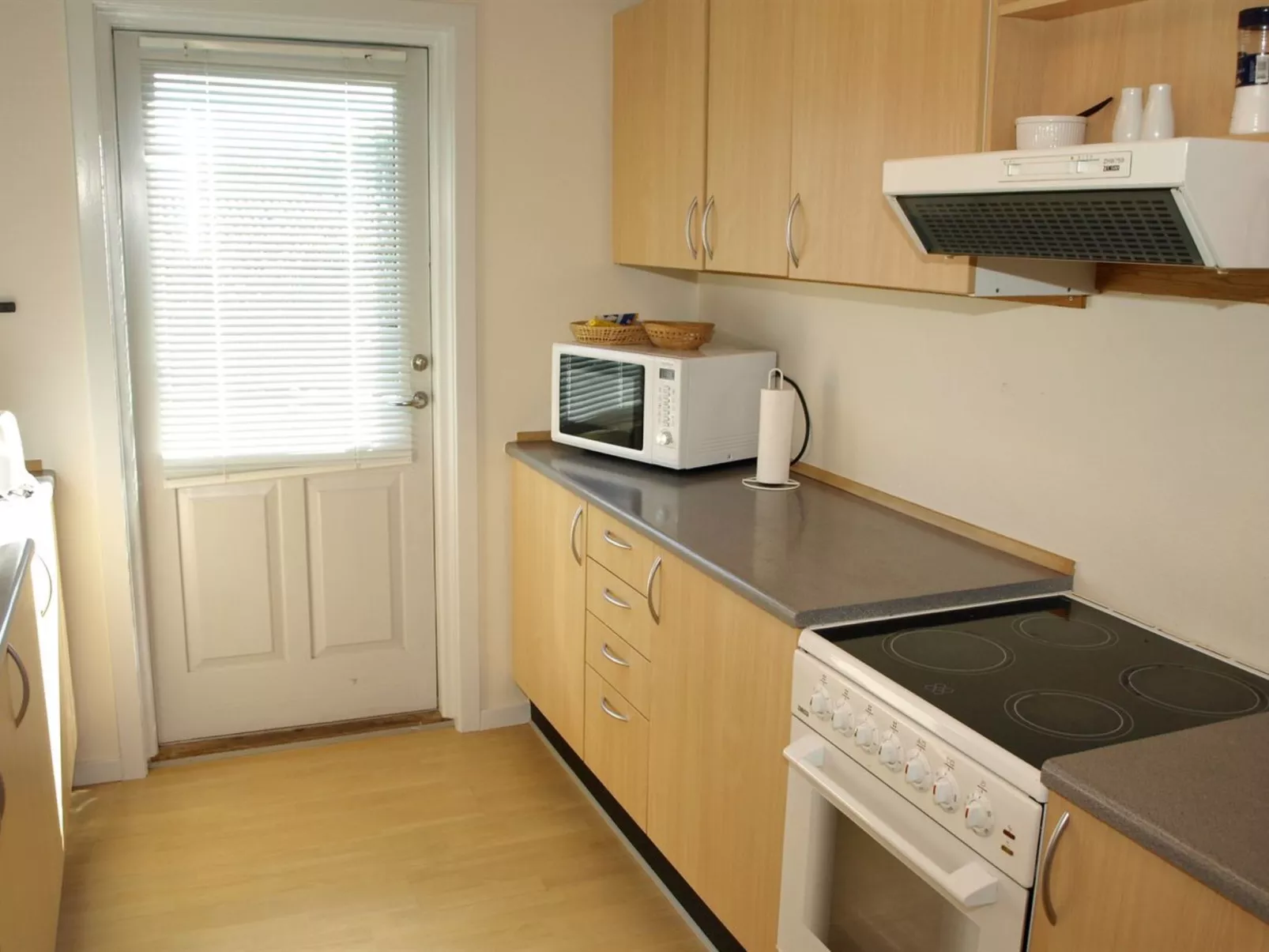 "Luise" - 800m from the sea-Binnen