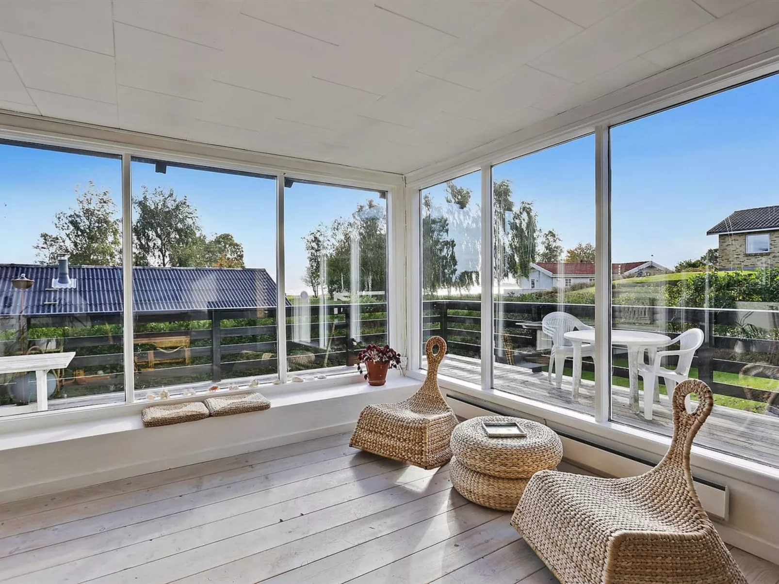 "Melina" - 100m from the sea-Binnen