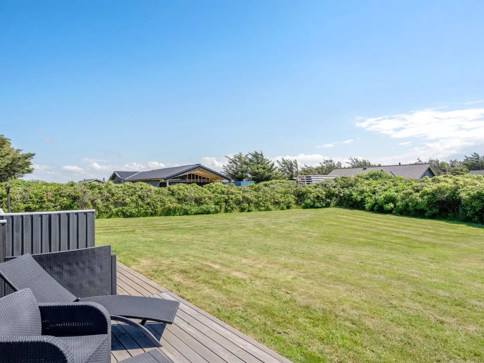 "Biarni" - 300m from the sea-Buiten