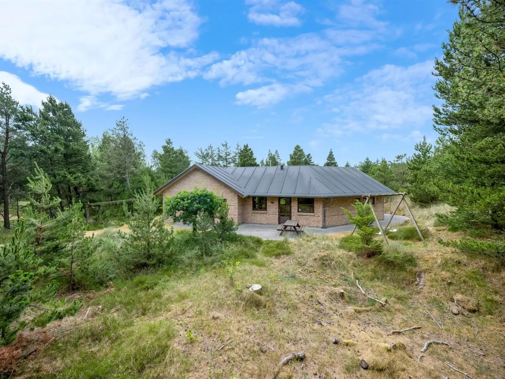 "Thormar" - 1.5km from the sea-Buiten