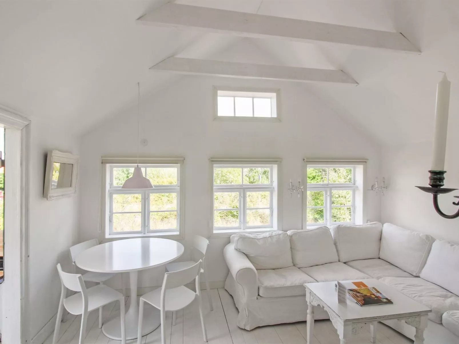 "Kerstin" - 100m from the sea-Binnen