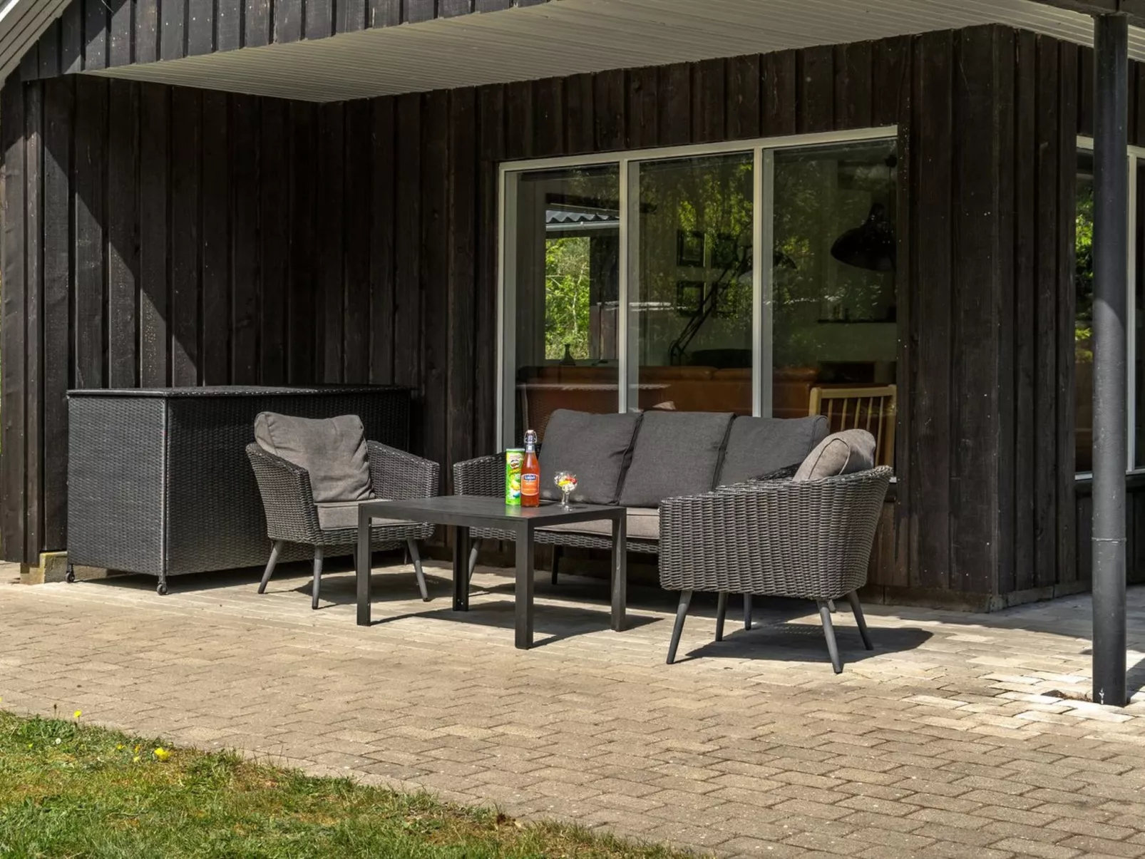 "Elny" - 500m to the fjord-Buiten