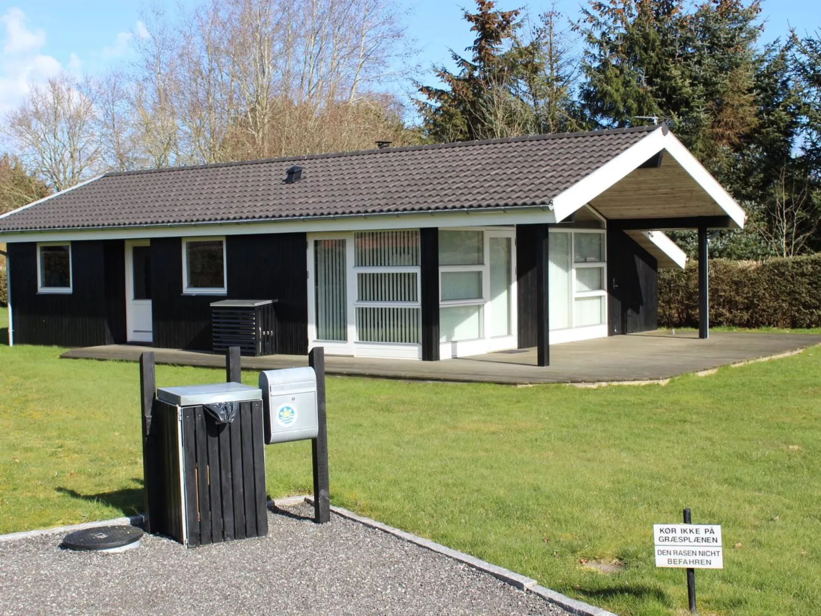 "Tayler" - 1.8km from the sea-Buiten