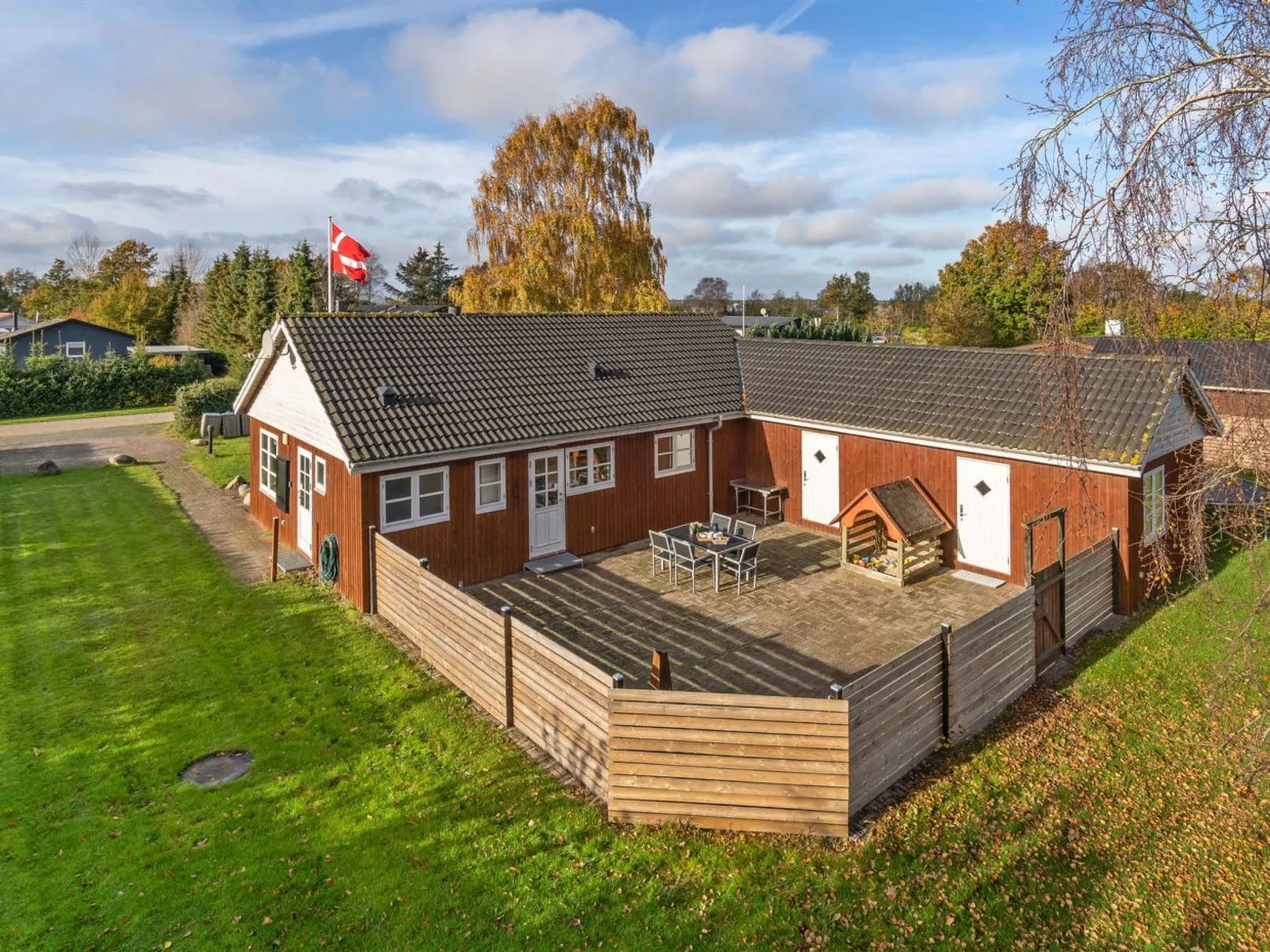 "Swaver" - 300m to the fjord-Buiten