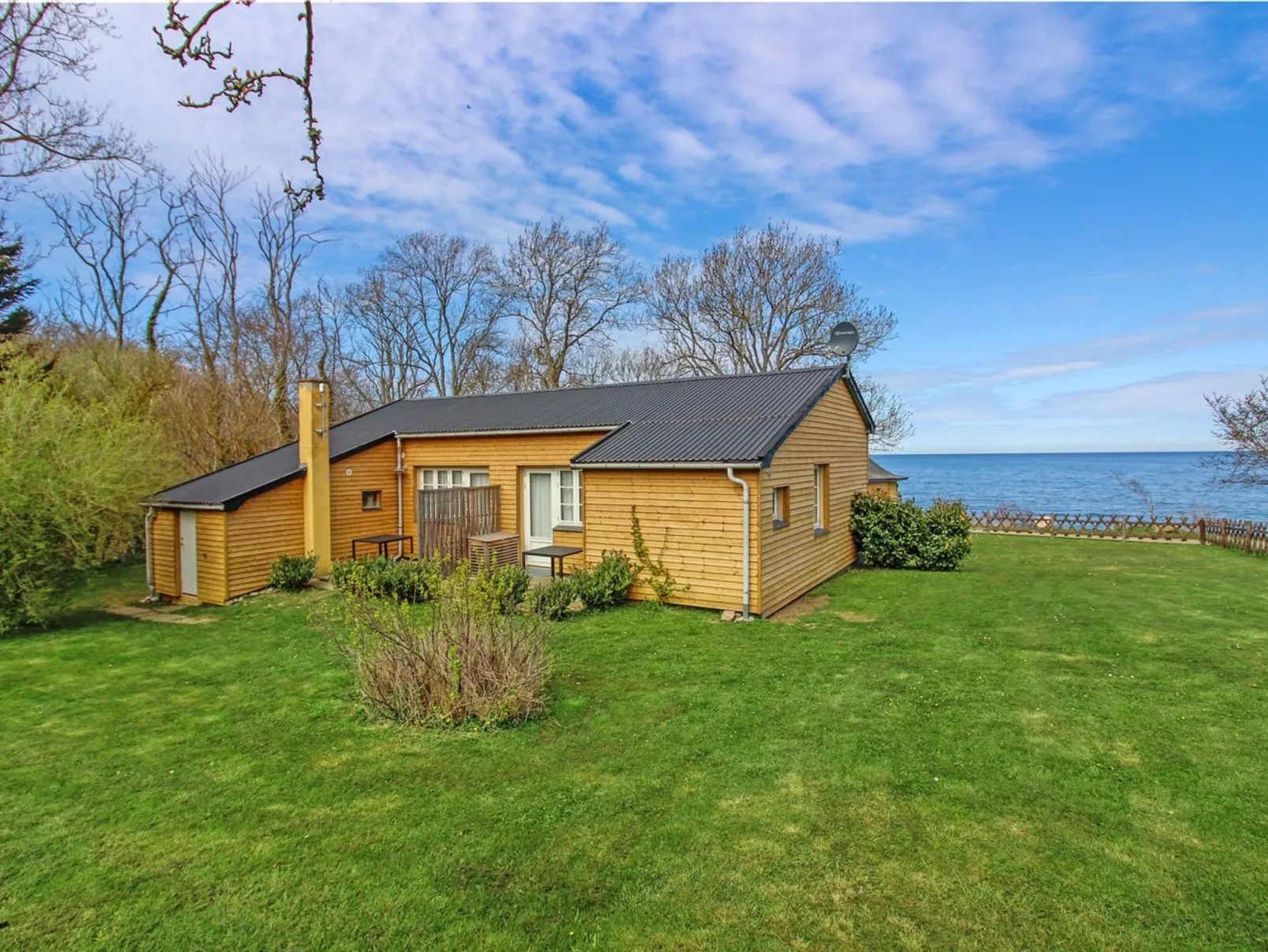 "Alfred" - 25m from the sea-Buiten