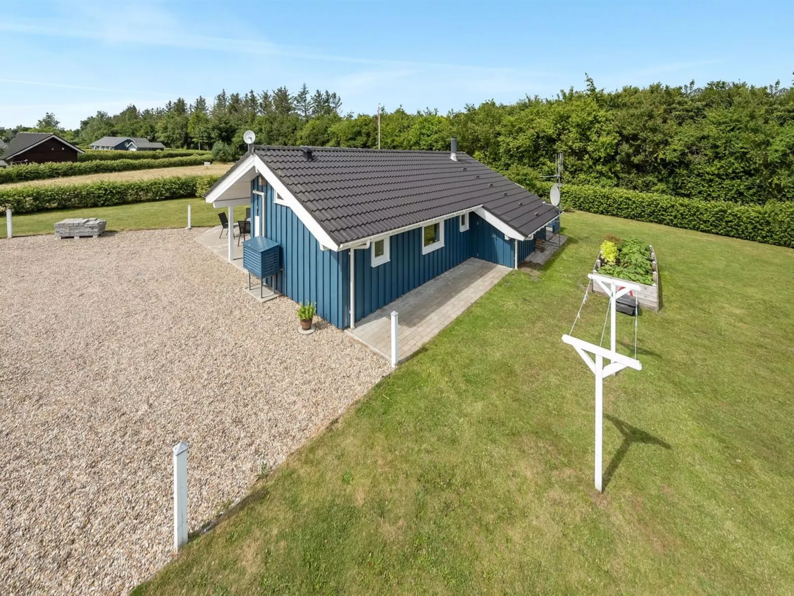 "Tobbi" - 1.1km to the fjord-Buiten