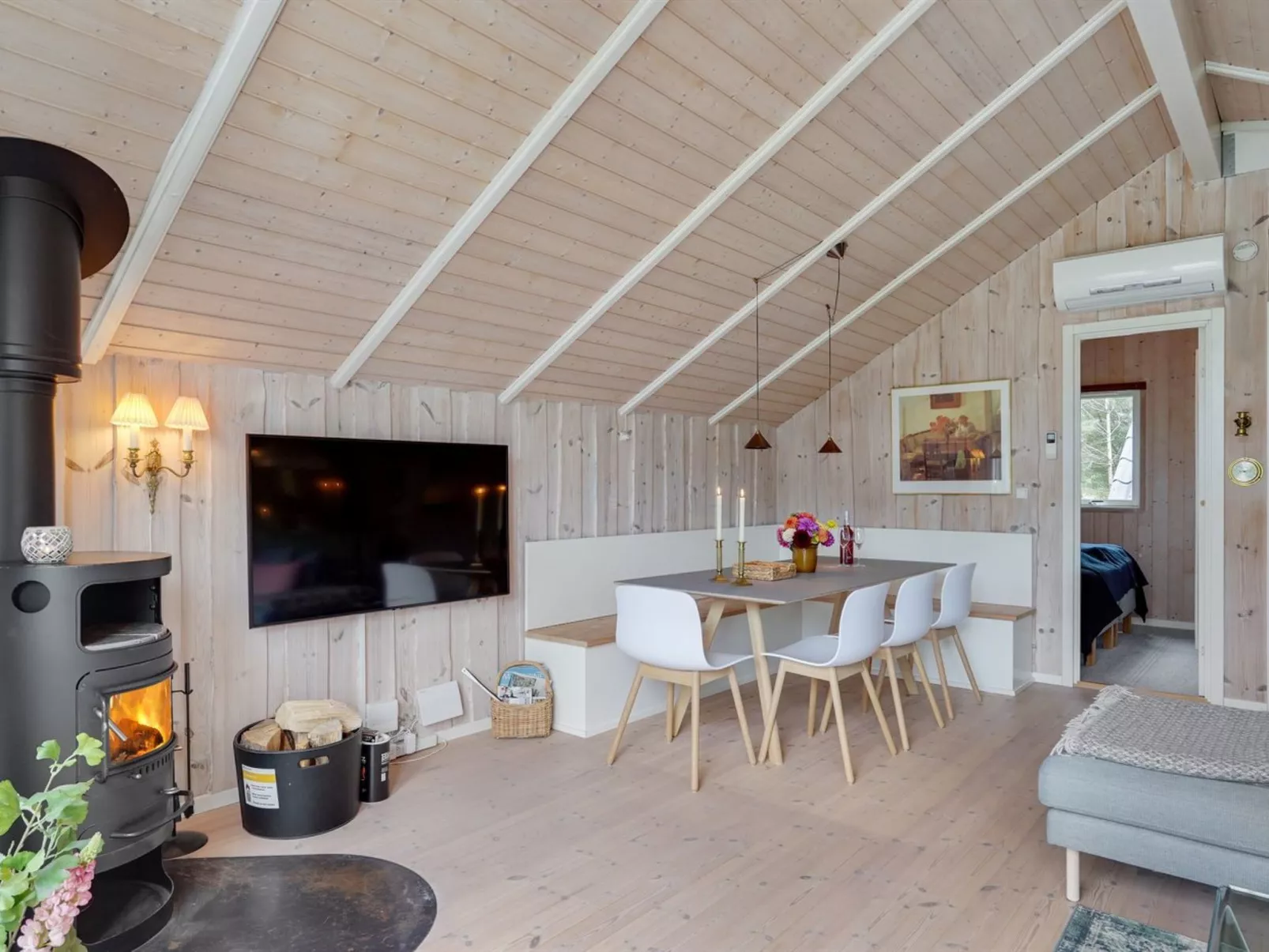 "Varpu" - 1.6km from the sea-Binnen