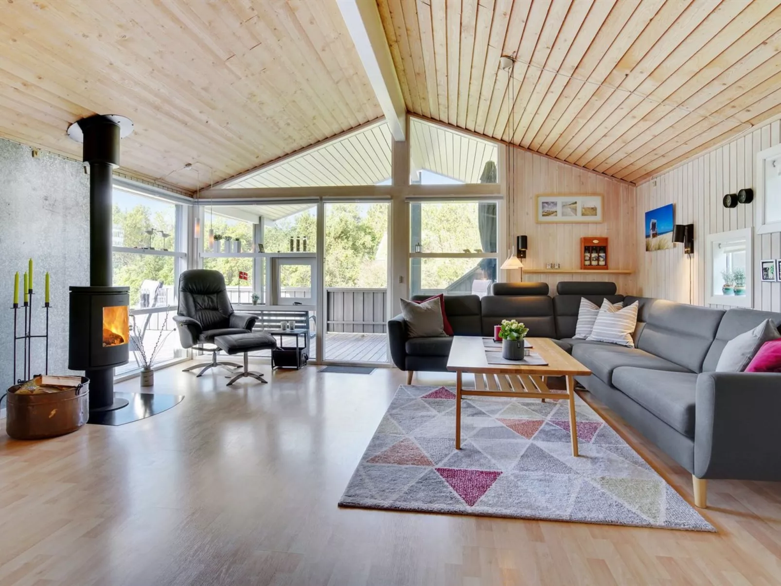 "Aletha" - 180m from the sea-Binnen