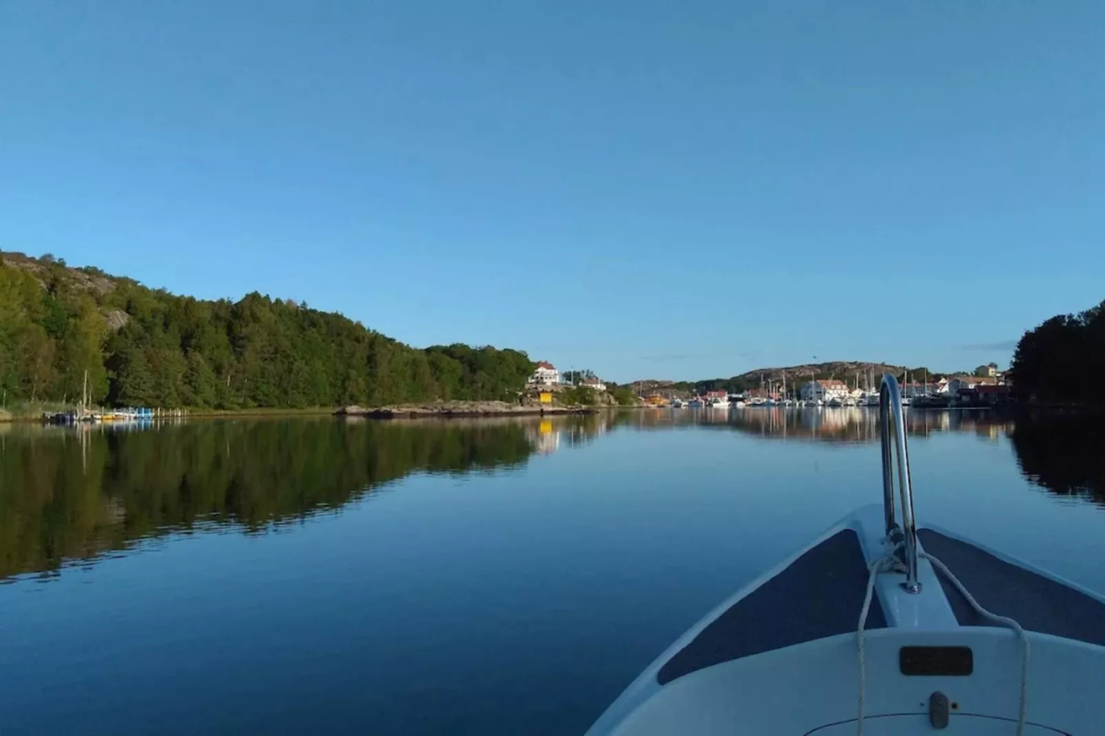 4-sterren vakantiehuis in Hamburgsund-Waterzicht