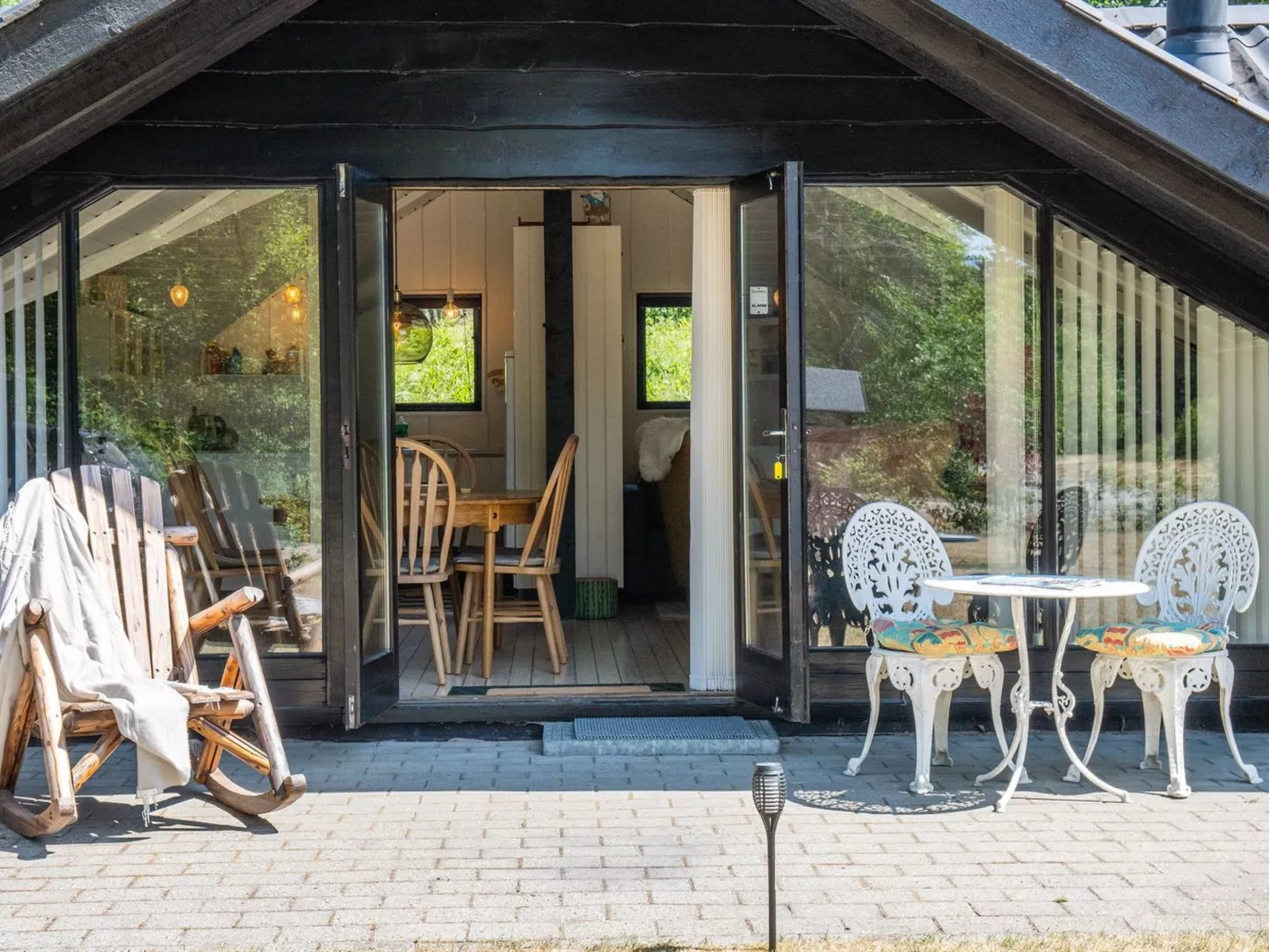 "Jahn" - 1.8km from the sea-Buiten