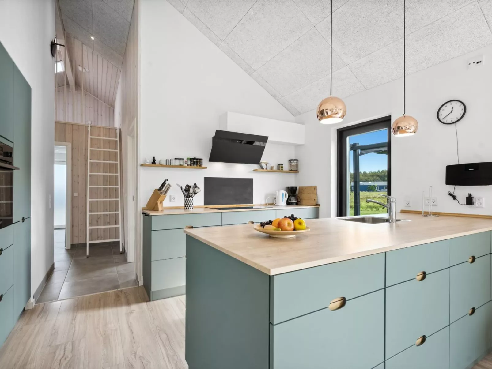 "Amdi" - 700m from the sea-Binnen