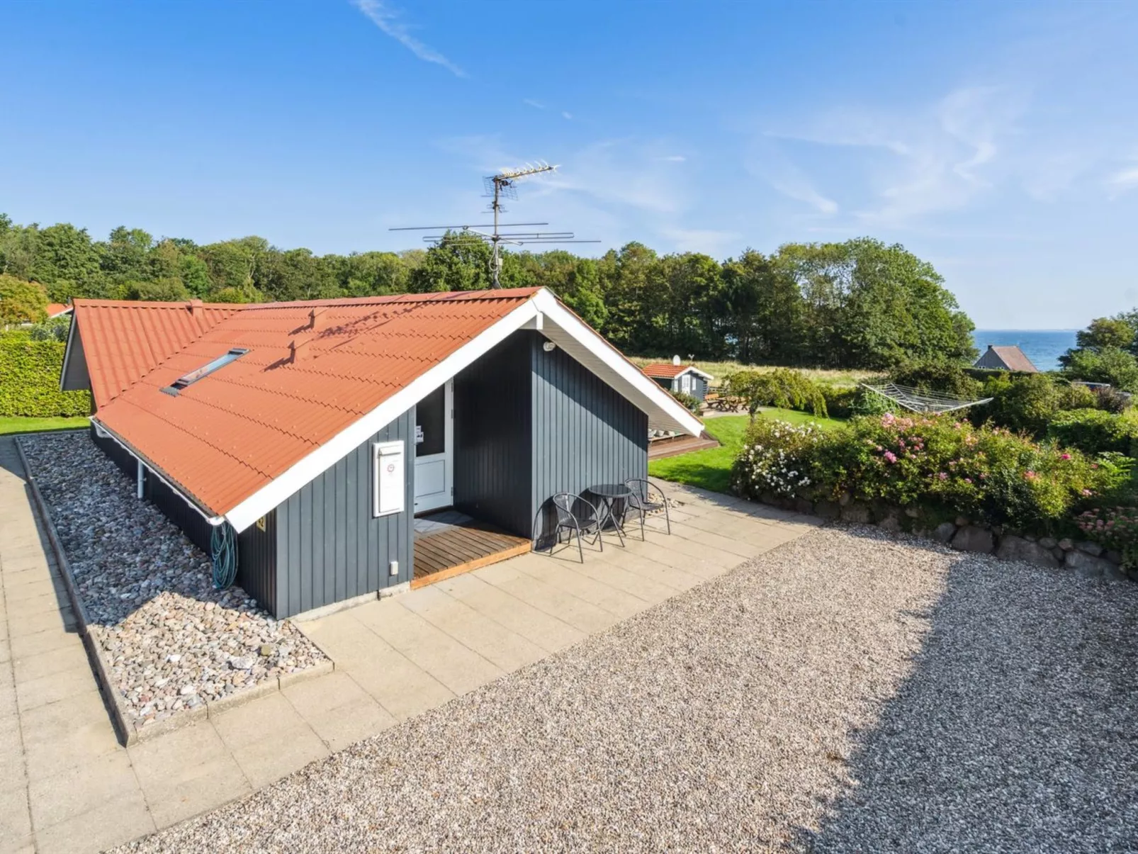 "Algut" - 75m from the sea-Buiten