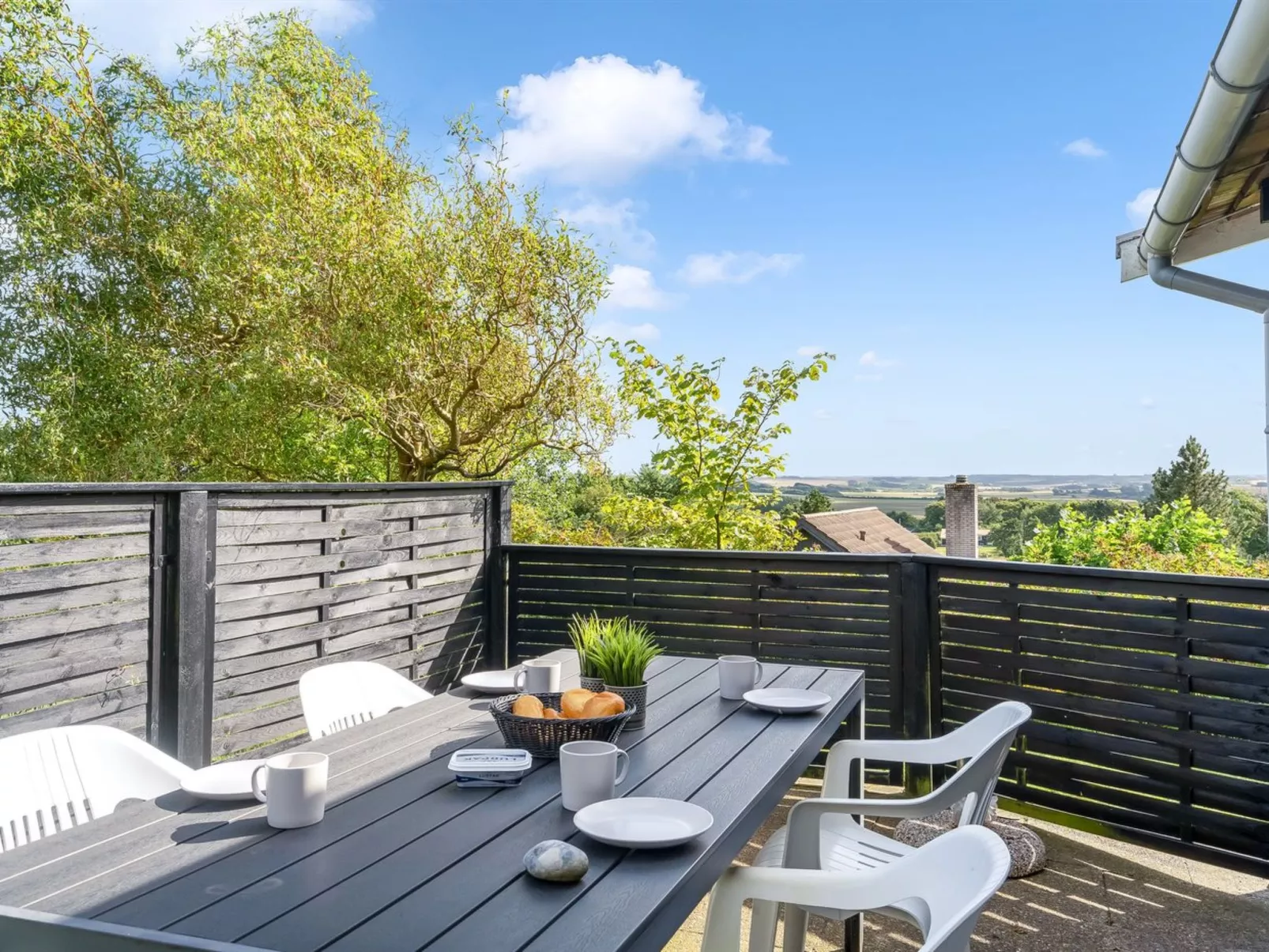 "Dimo" - 300m to the fjord-Buiten