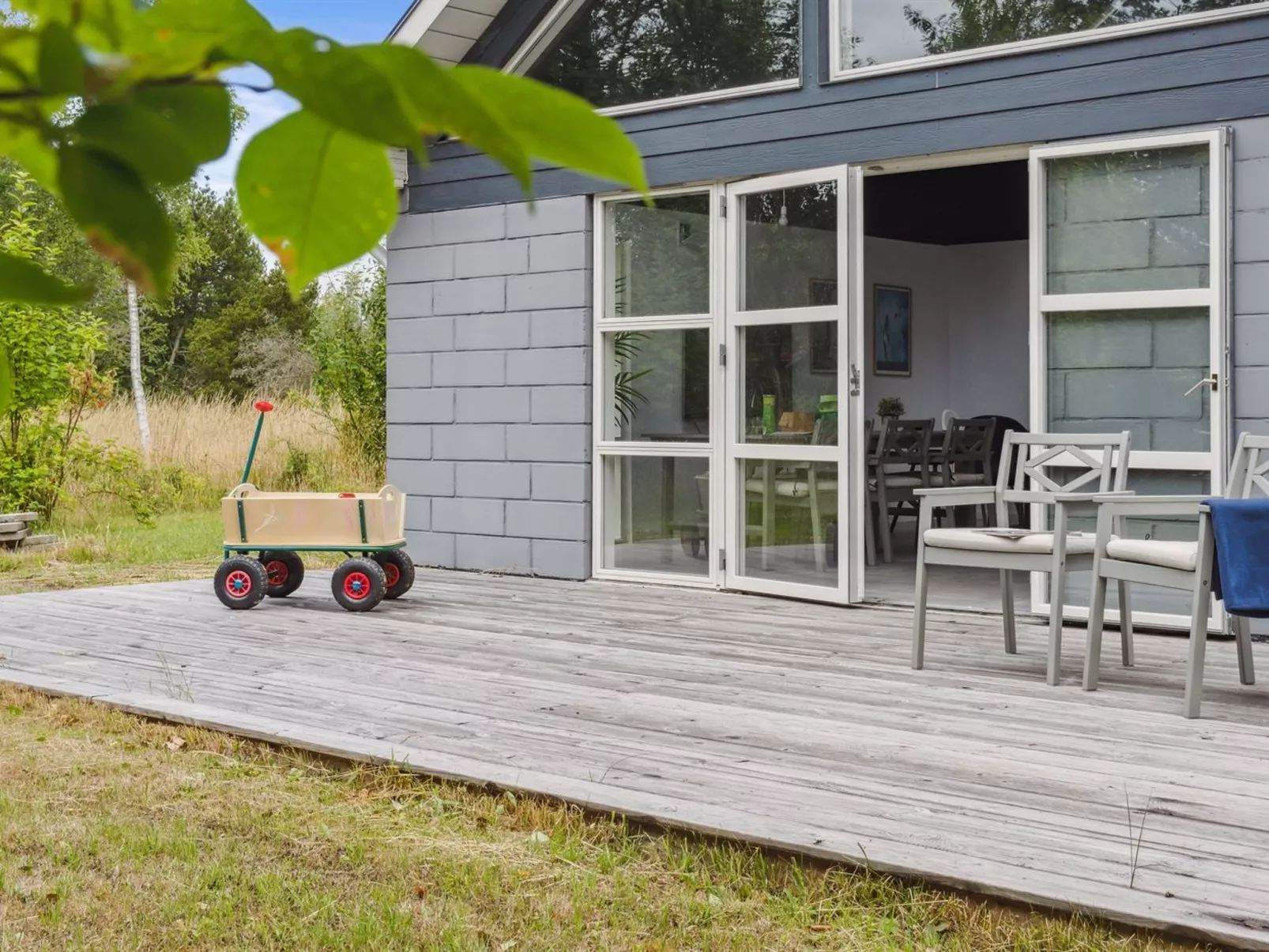 "Haghbarth" - 400m from the sea-Buiten