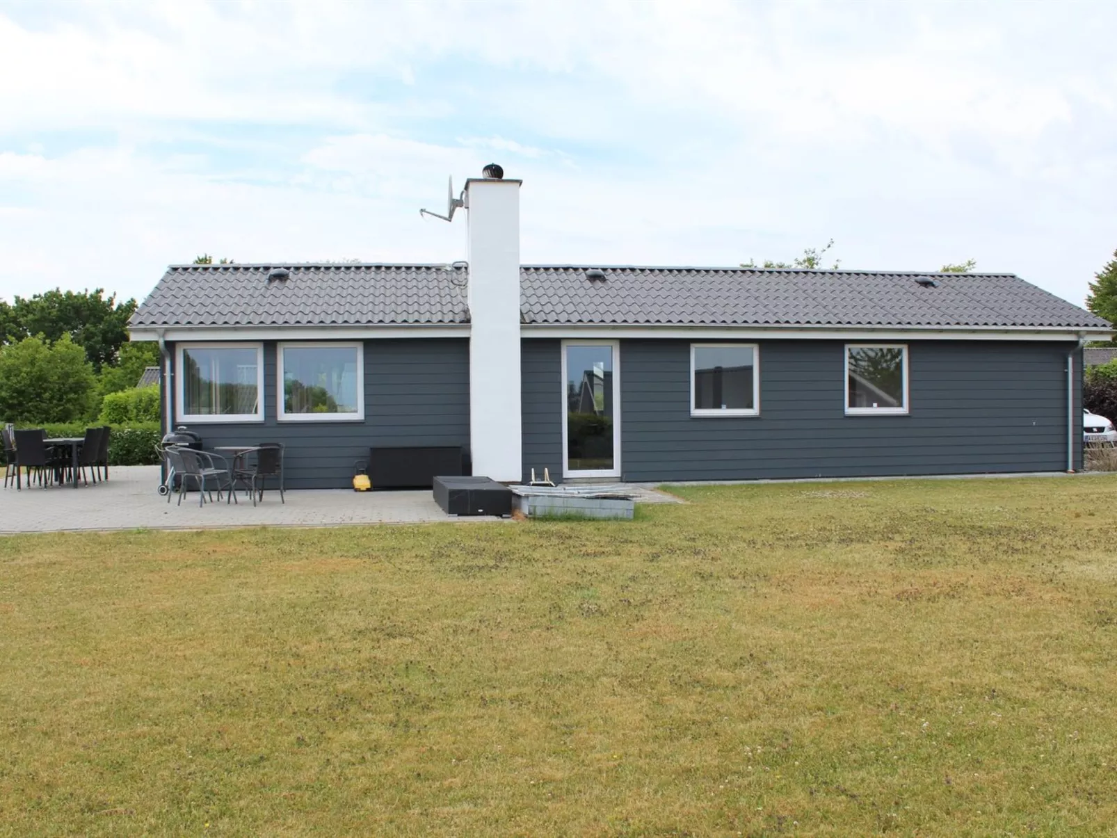 "Jannik" - 300m from the sea-Buiten