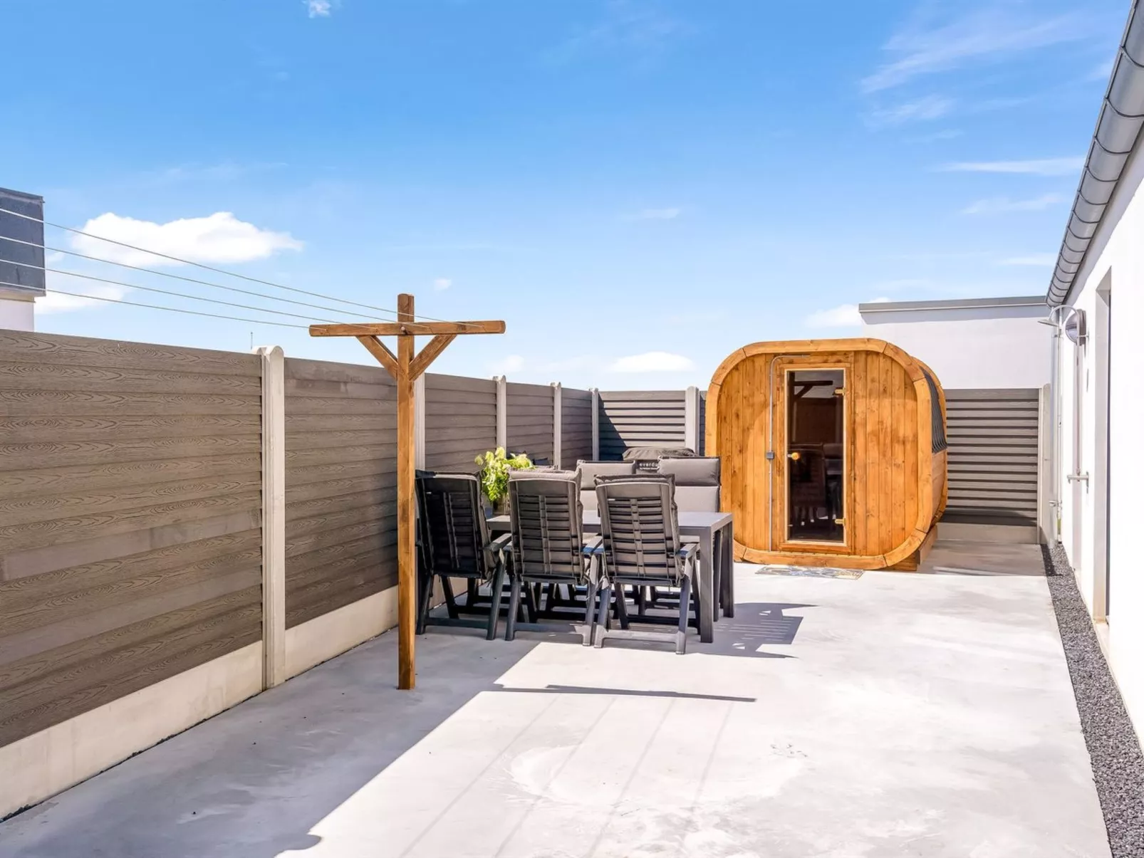 "Unge" - 75m from the sea-Buiten