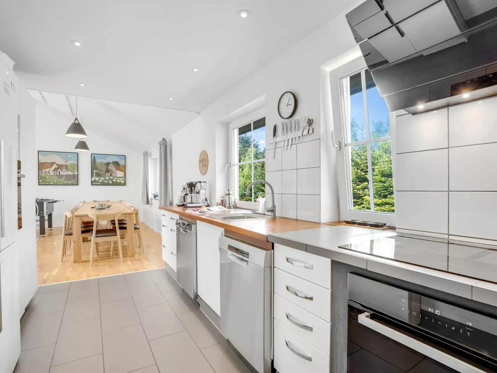 "Ronia" - 900m from the sea-Binnen