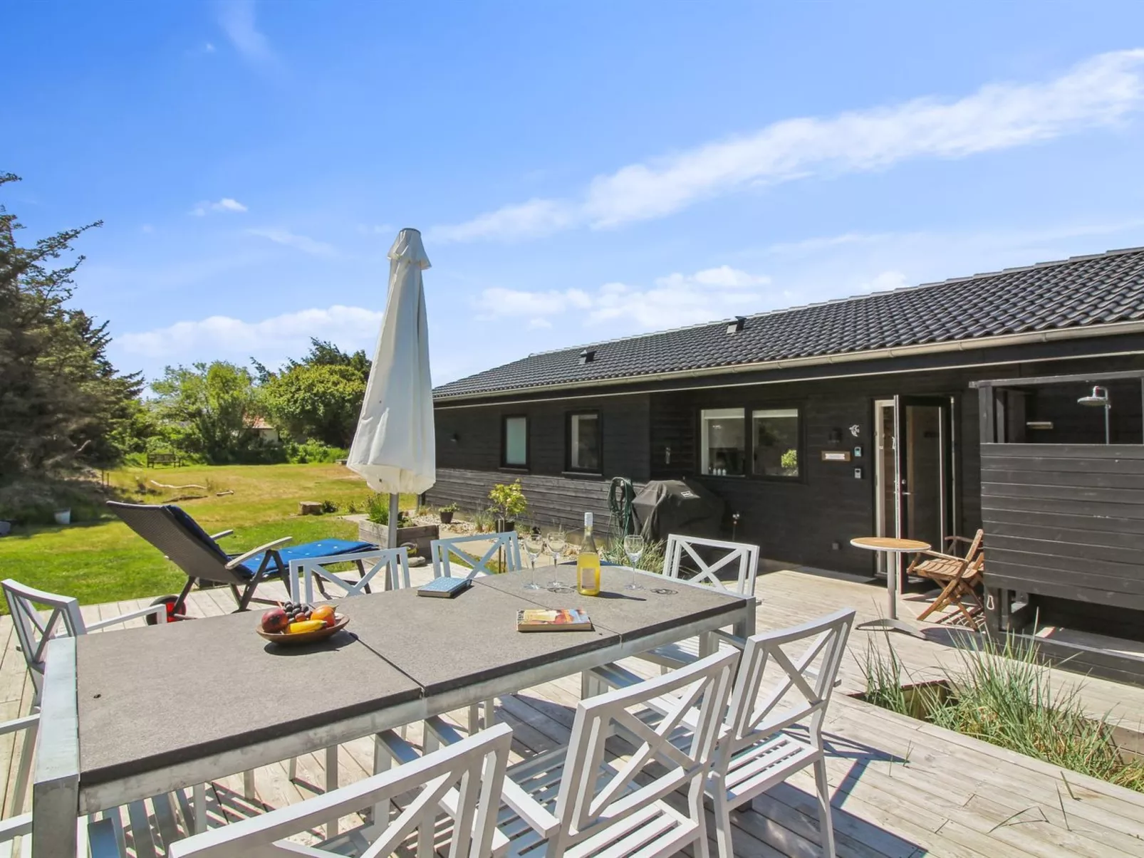 "Sampo" - 400m from the sea-Buiten