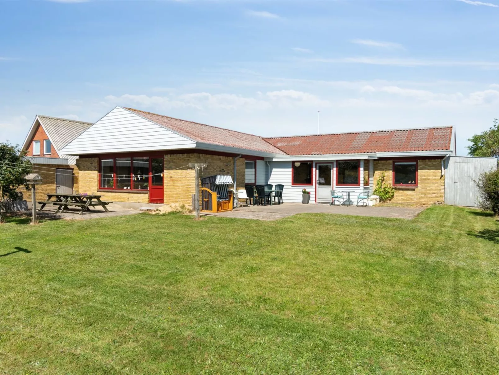 "Ingward" - 750m from the sea-Buiten