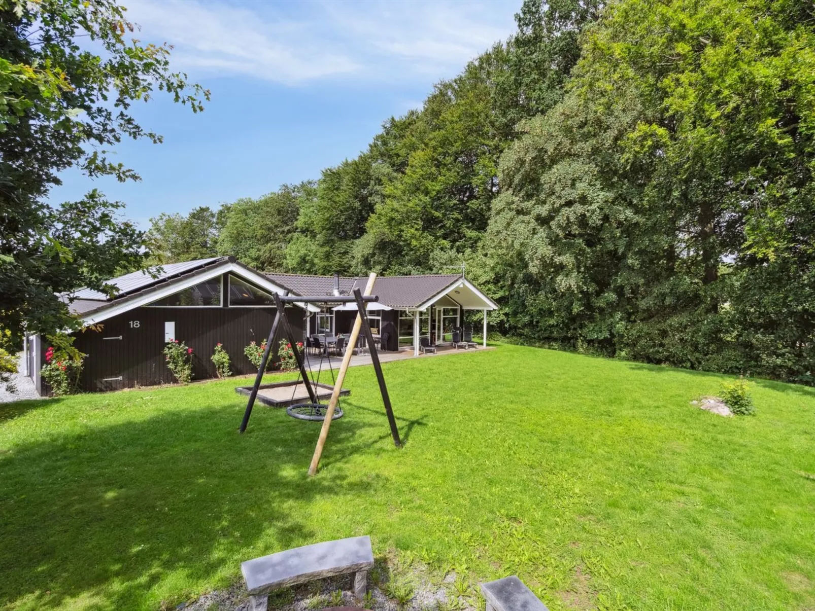 "Edin" - 150m from the sea-Buiten