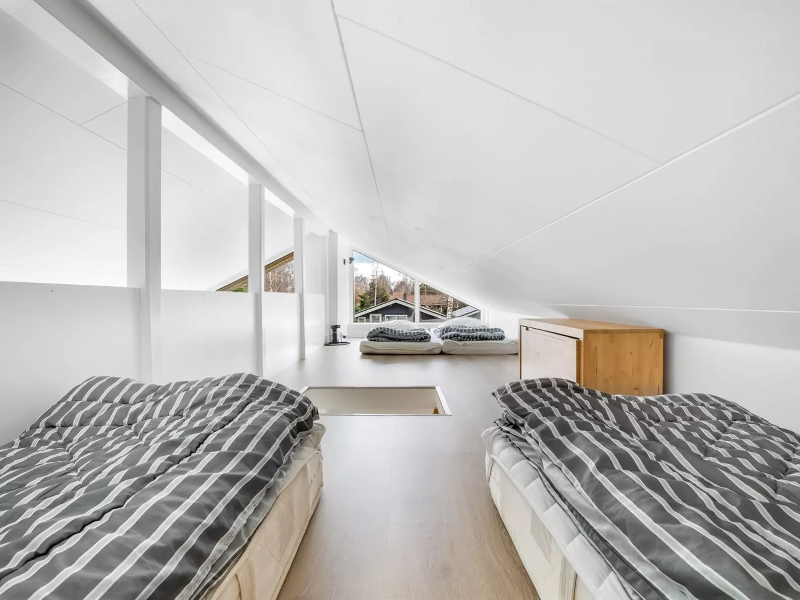 "Tovi" - 600m from the sea-Binnen