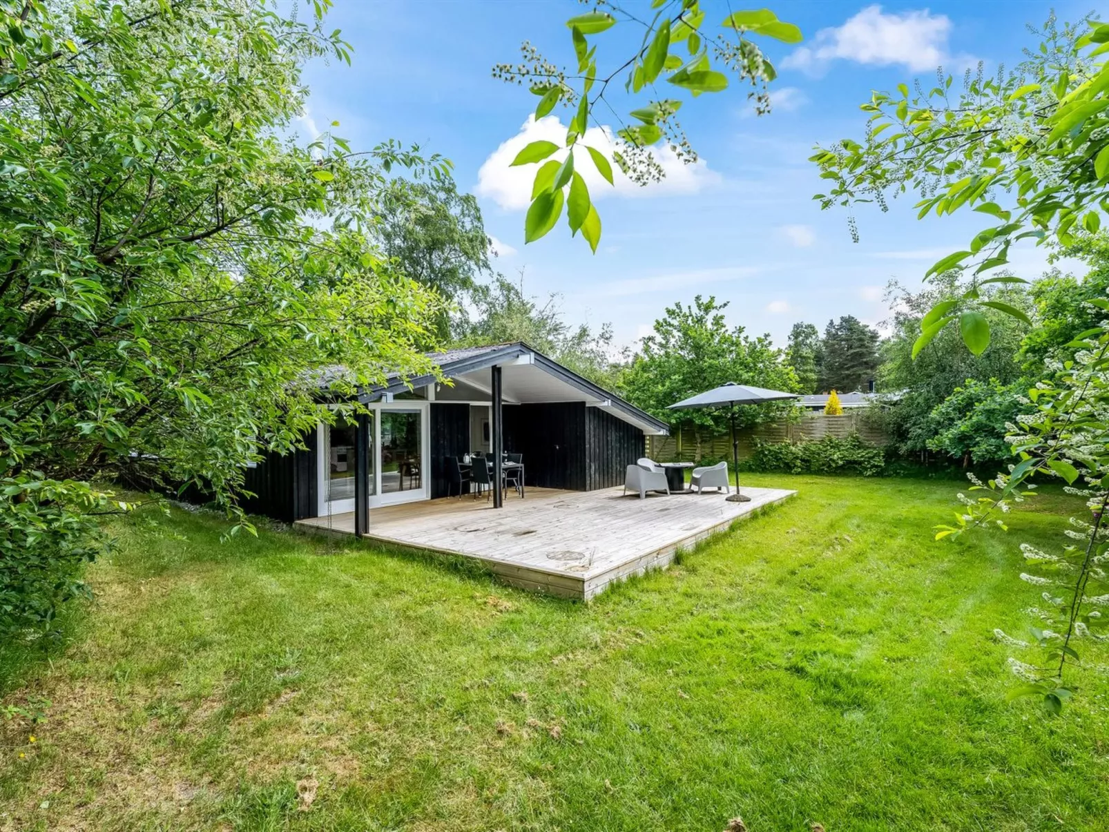 "Krum" - 250m from the sea-Buiten