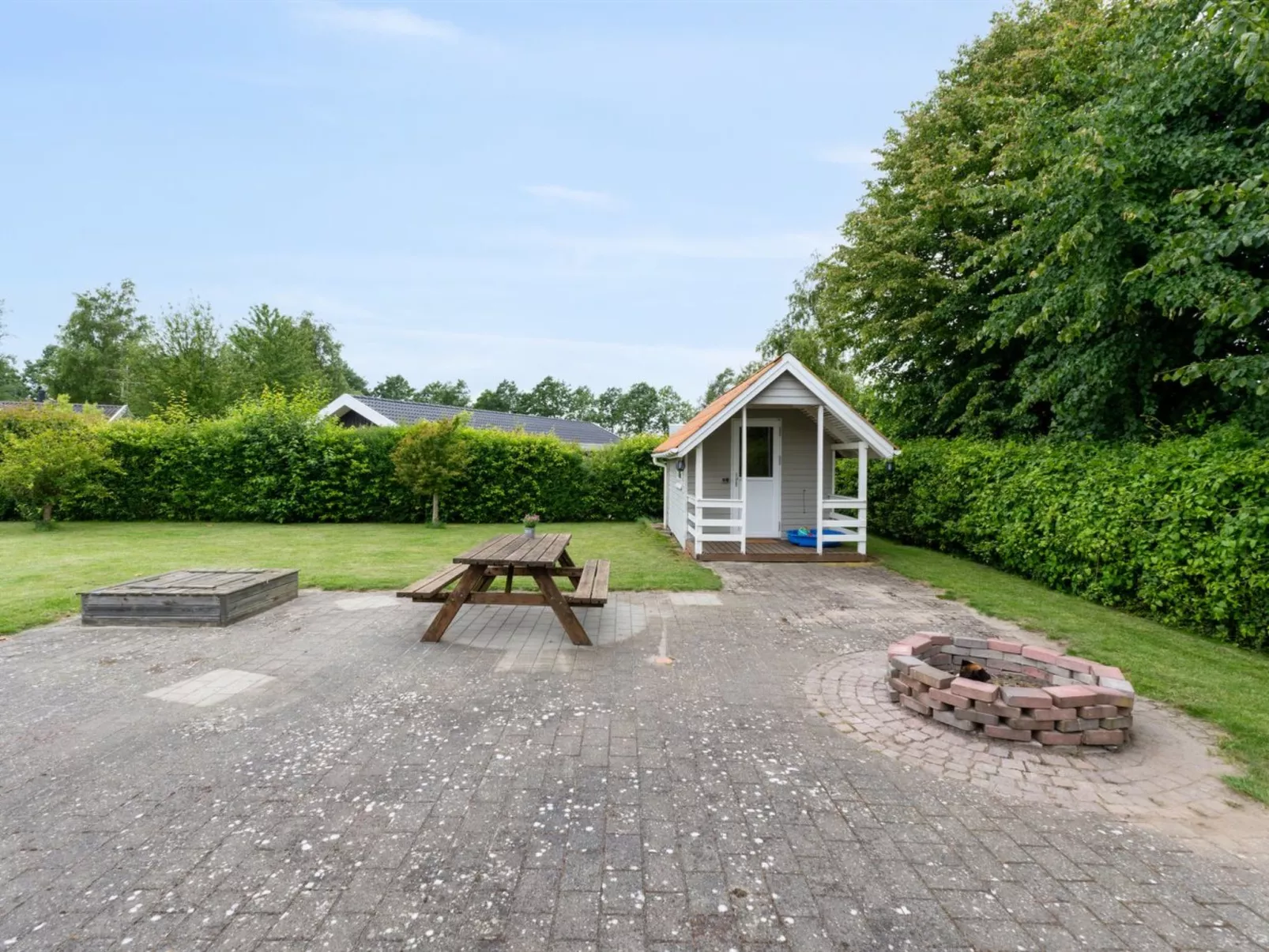 "Chrisse" - 250m from the sea-Buiten