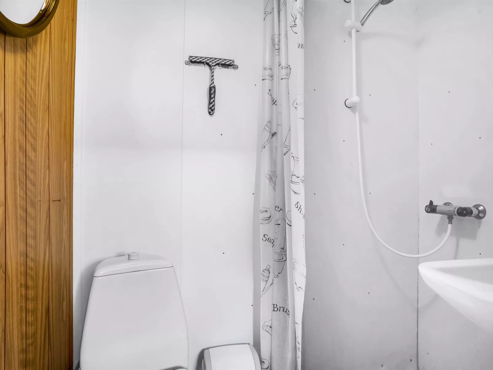 "Temjana" - 800m from the sea-Binnen