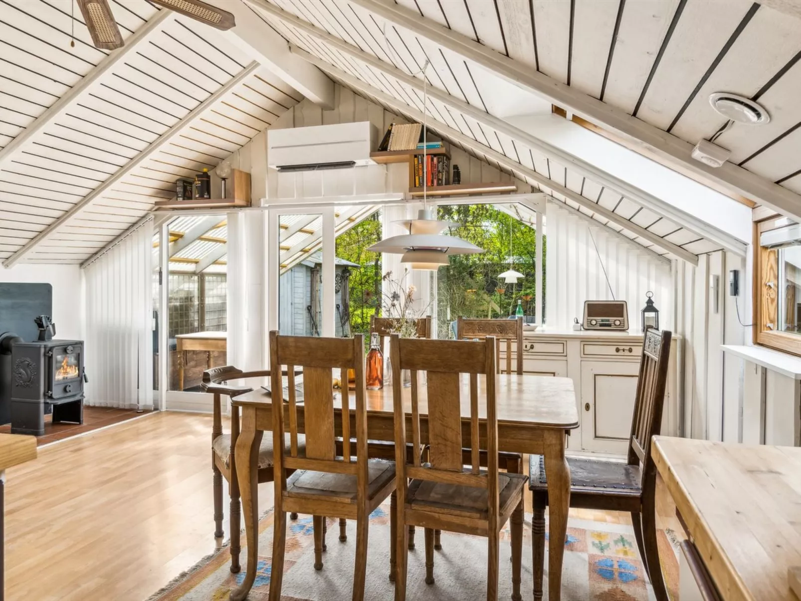 "Lennart" - 4km from the sea-Binnen