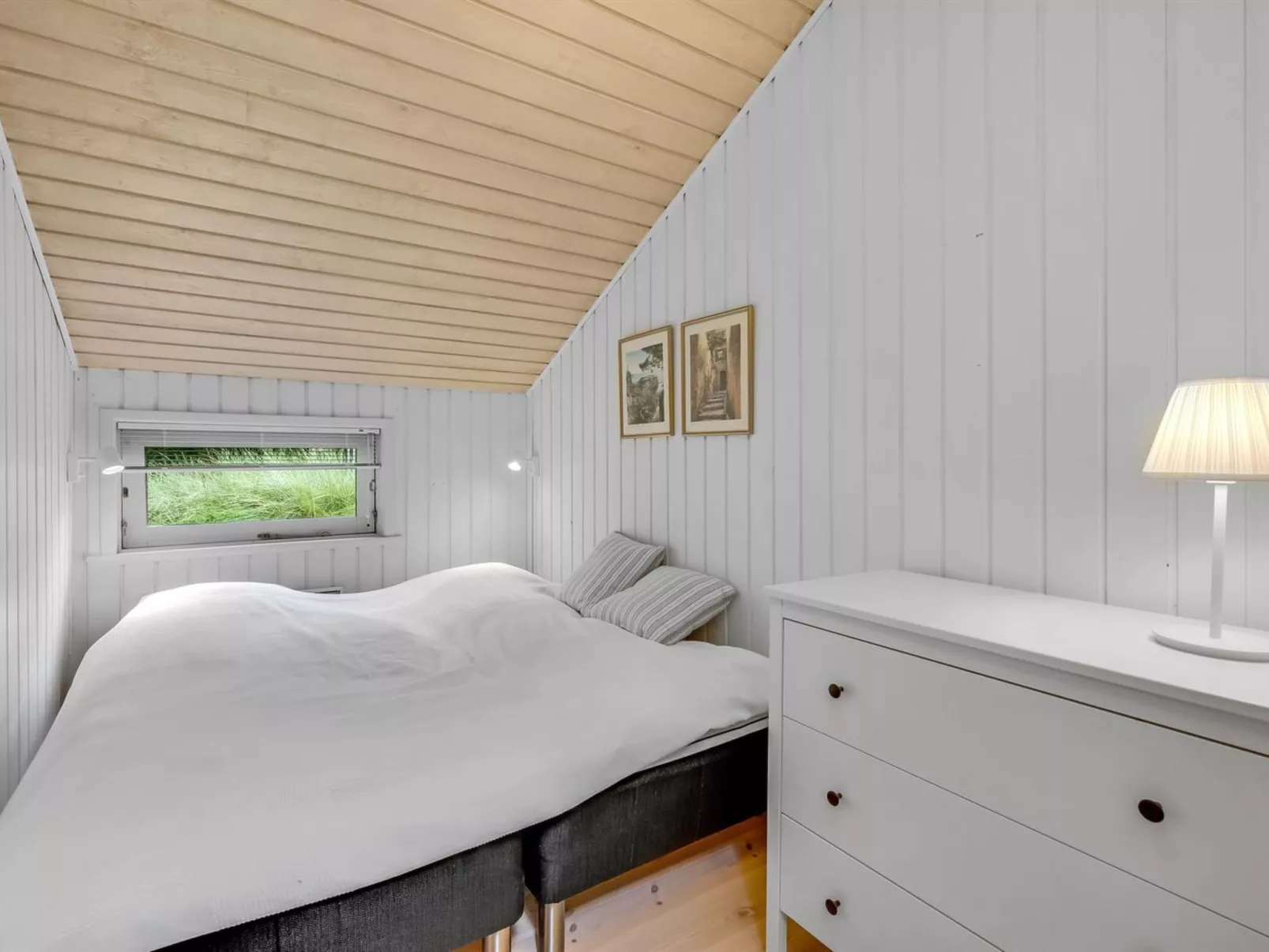 "Emila" - 2.2km from the sea-Binnen