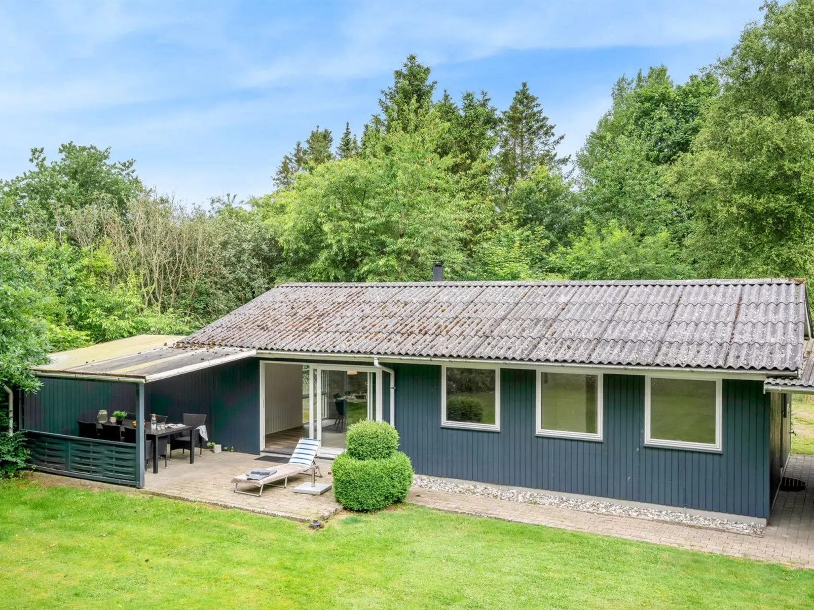 "Tancred" - 30km from the sea-Buiten