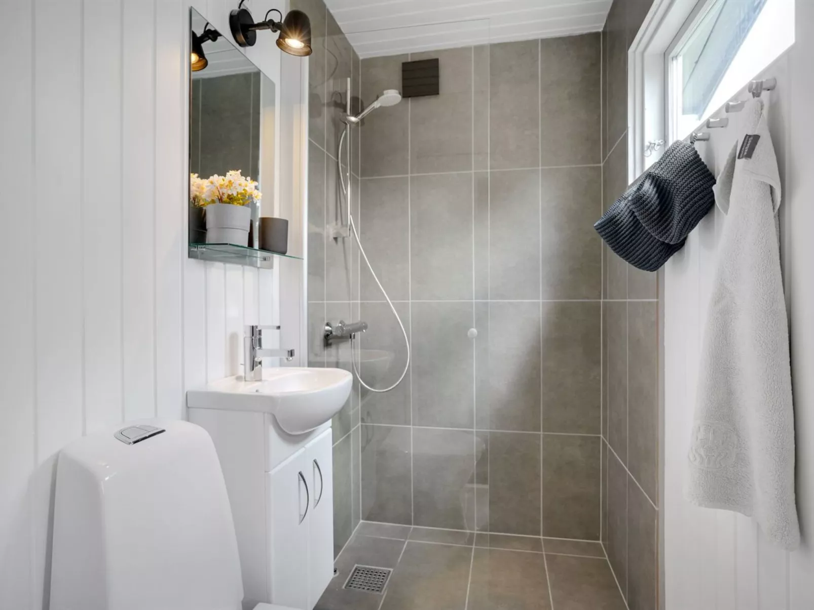 "Francis" - 300m from the sea-Binnen