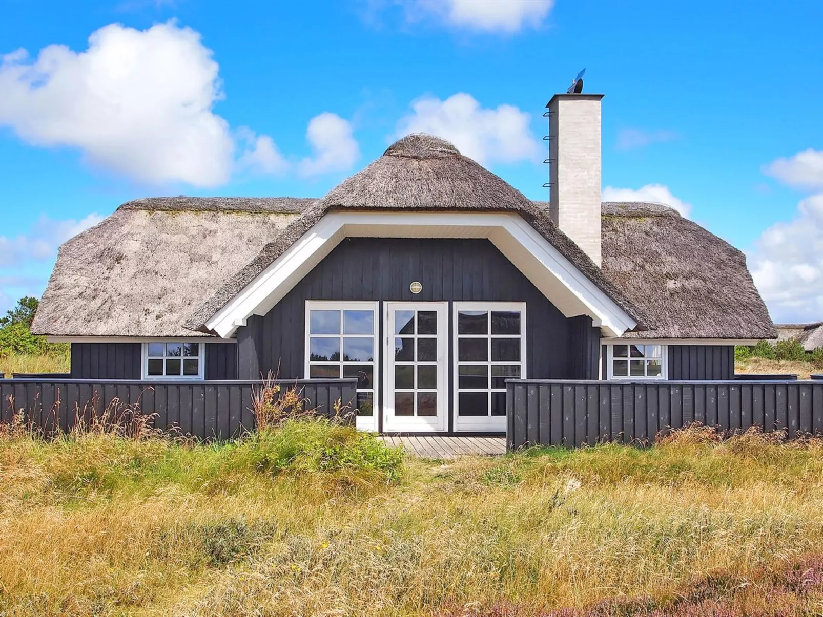 "Kajin" - 200m from the sea-Buiten