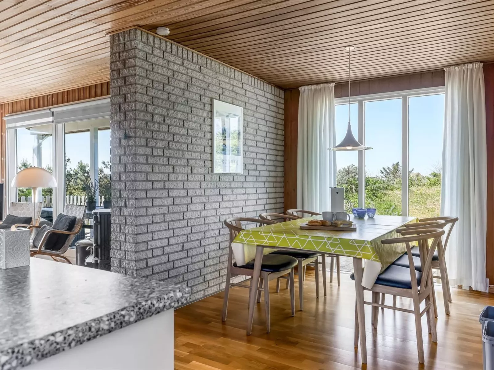 "Letje" - 500m from the sea-Binnen