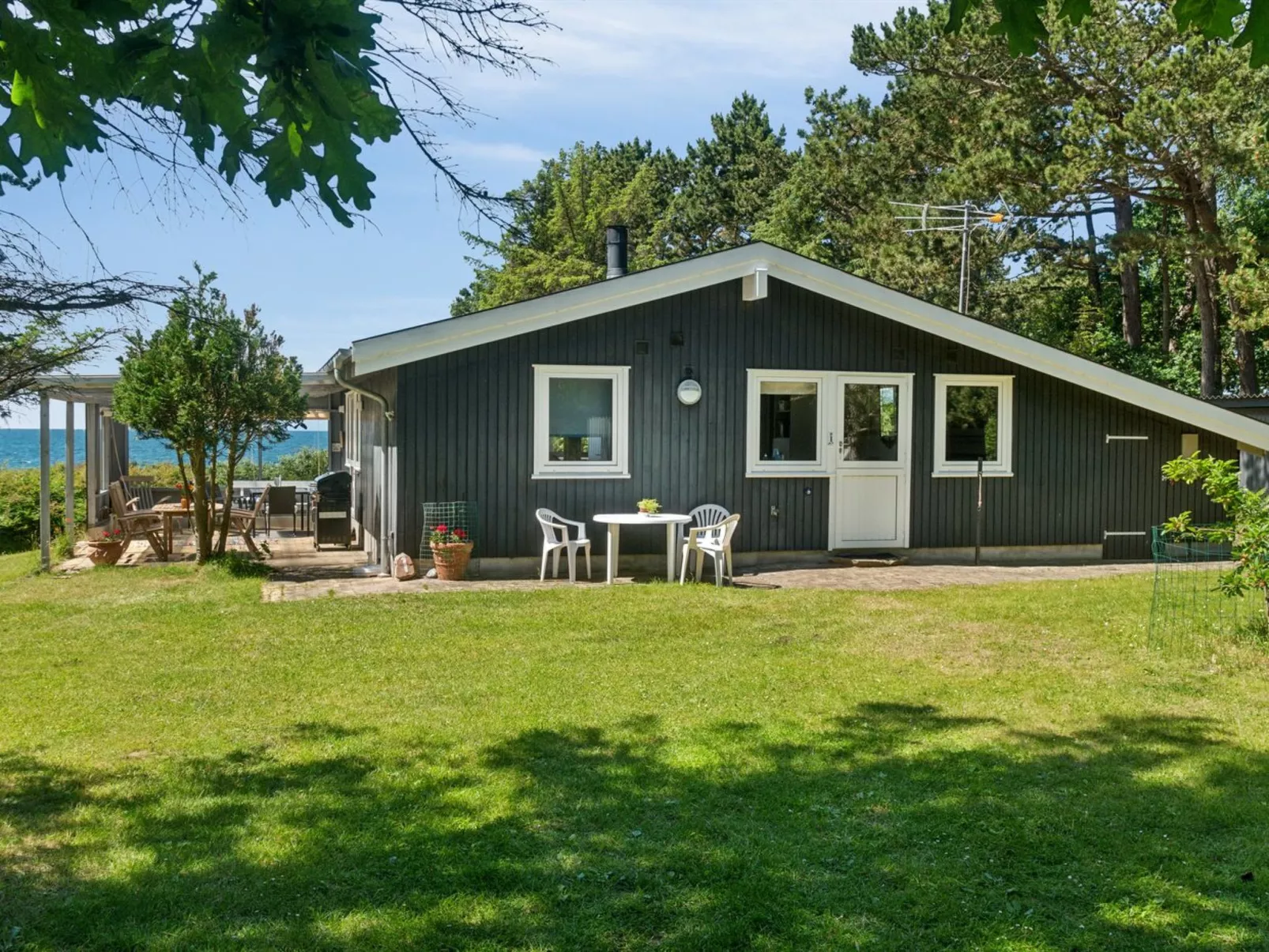 "Marius" - 30m from the sea-Buiten