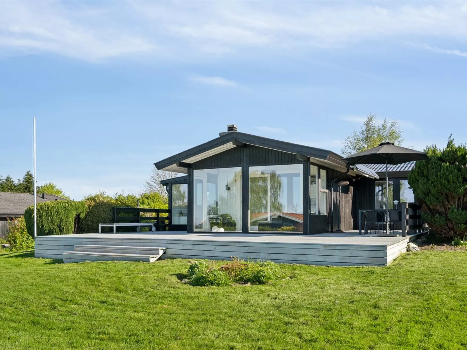 "Manfred" - 250m from the sea-Buiten