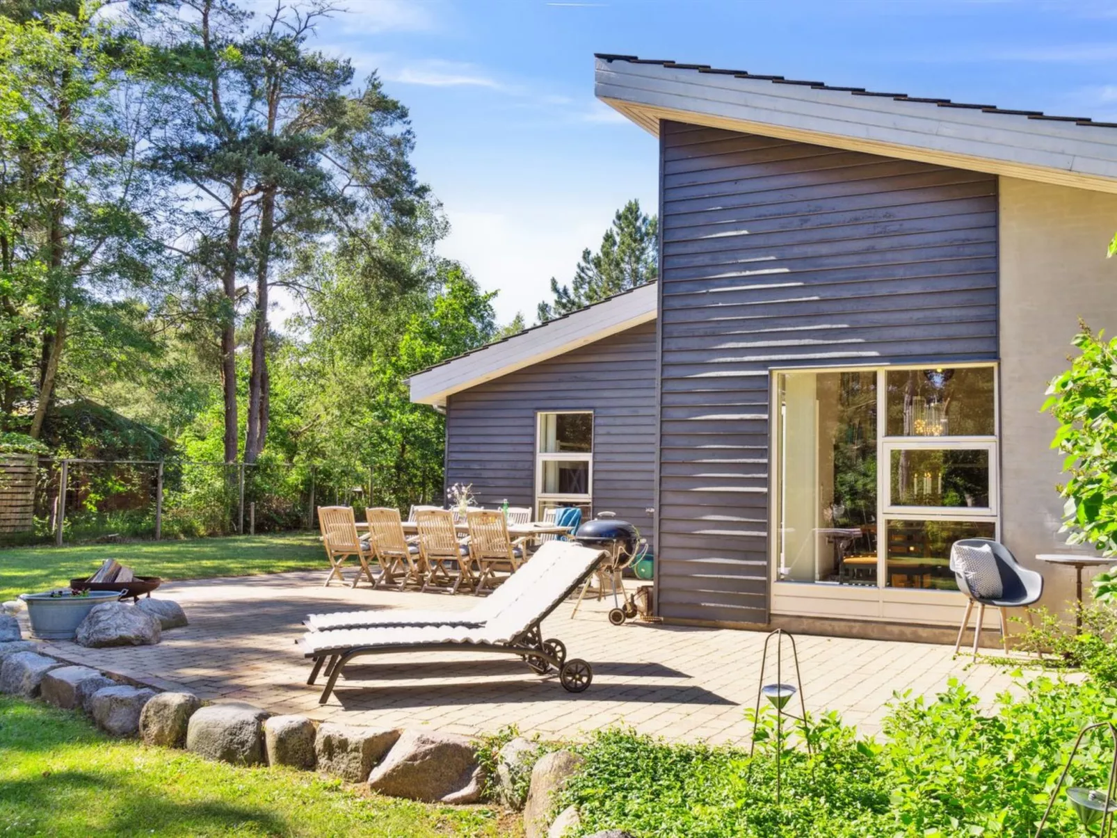 "Romil" - 2.1km from the sea-Buiten