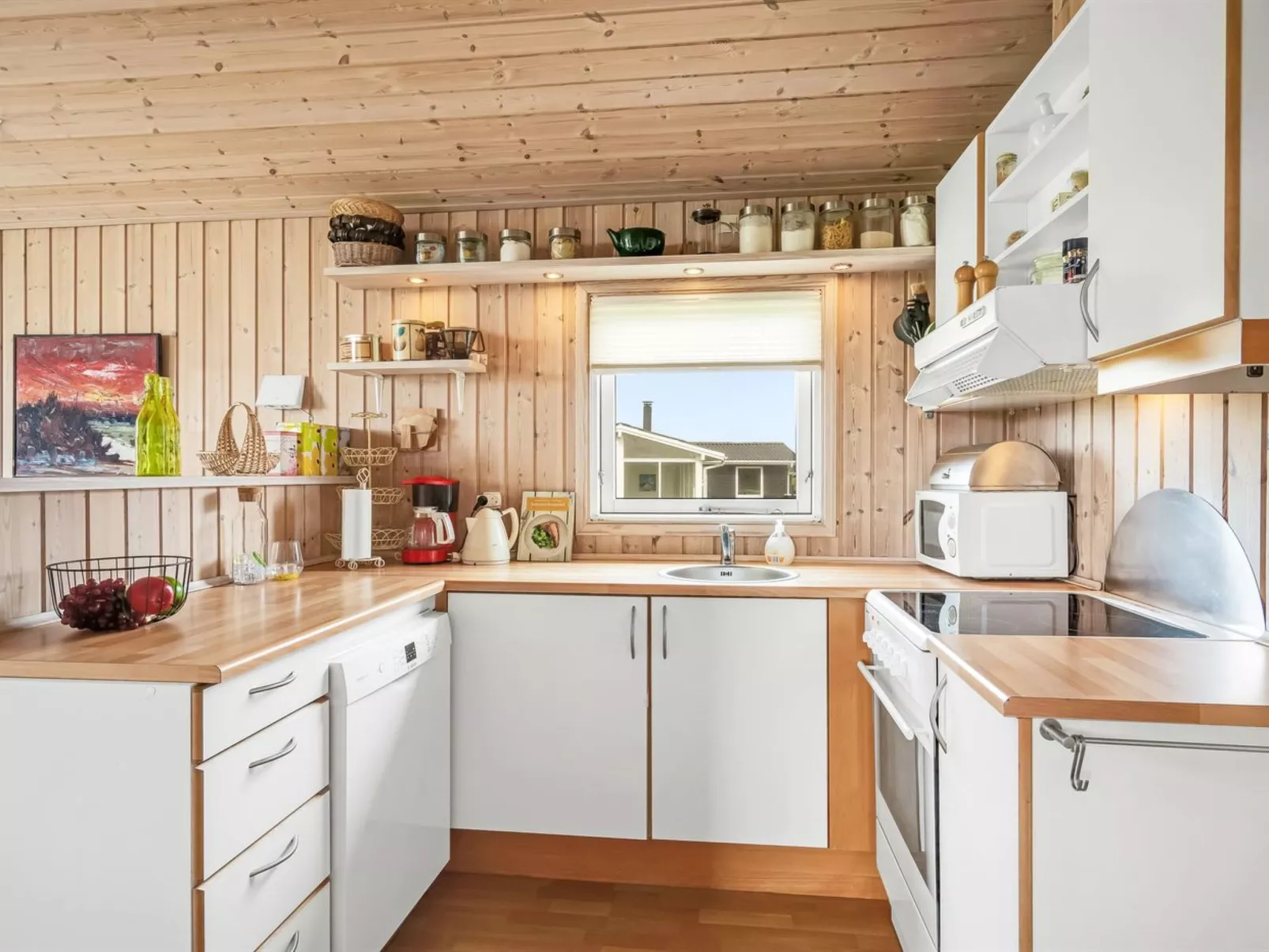 "Niesina" - 200m from the sea-Binnen