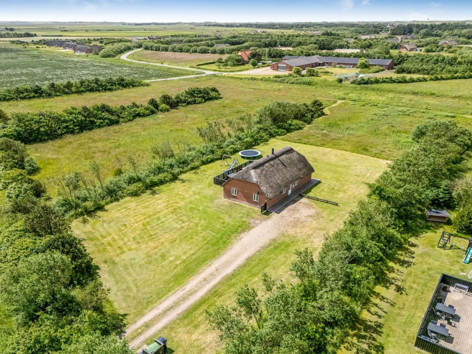 "Birette" - 1.2km from the sea-Buiten