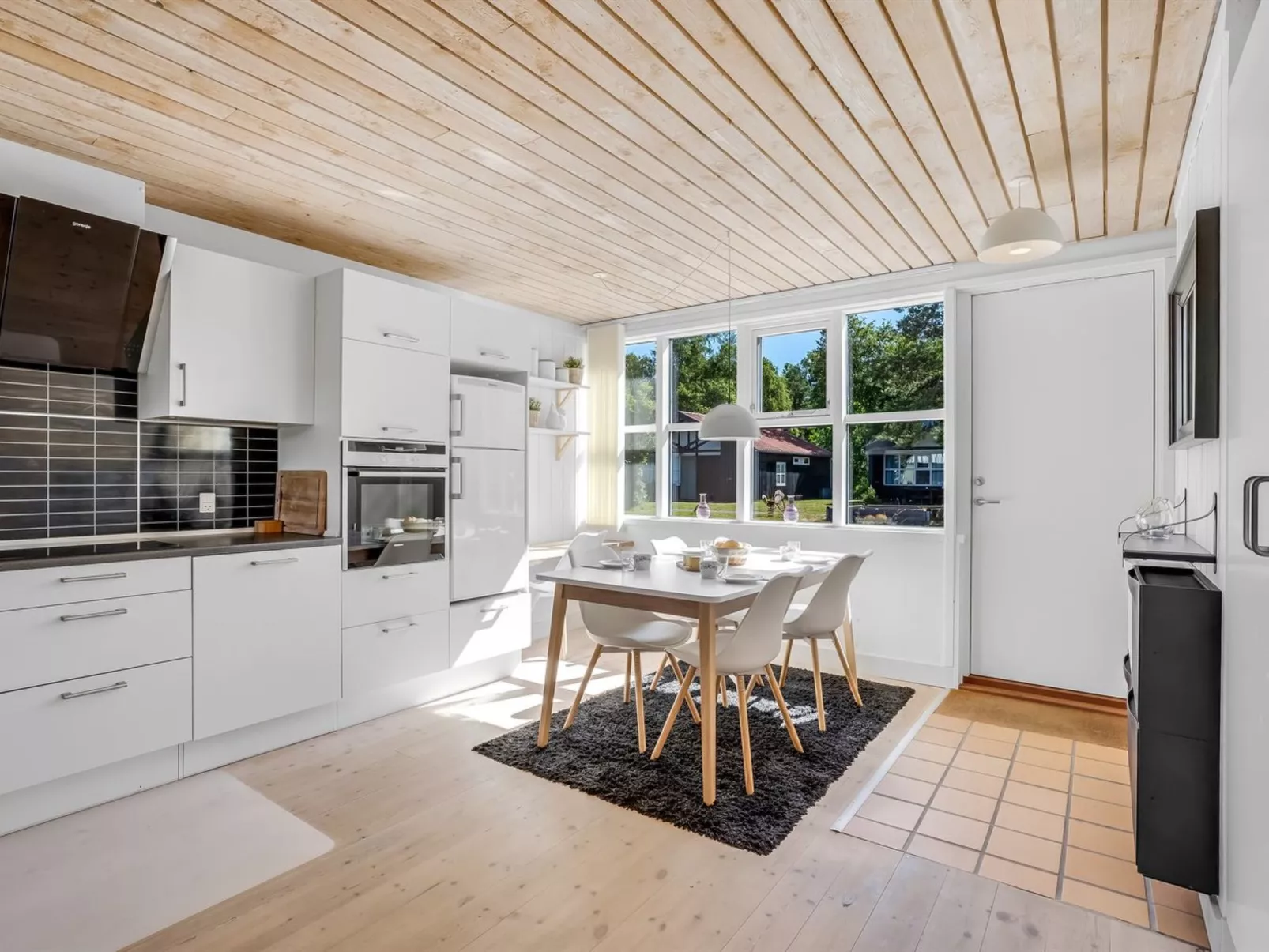 "Clea" - 300m from the sea-Binnen