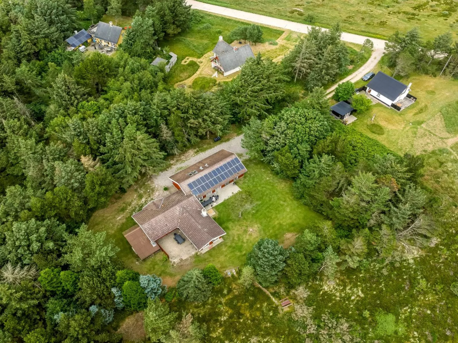 "Aisling" - 700m from the sea-Buiten