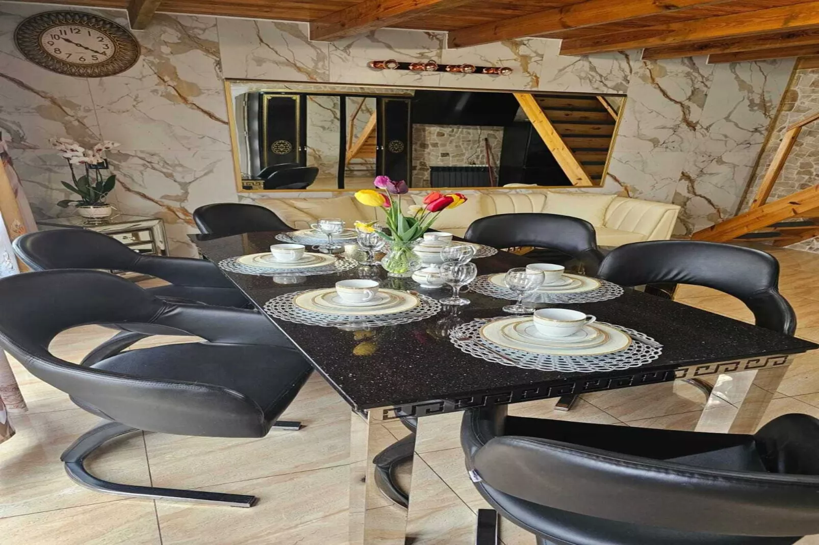 Domek nr 11-Eetkamer