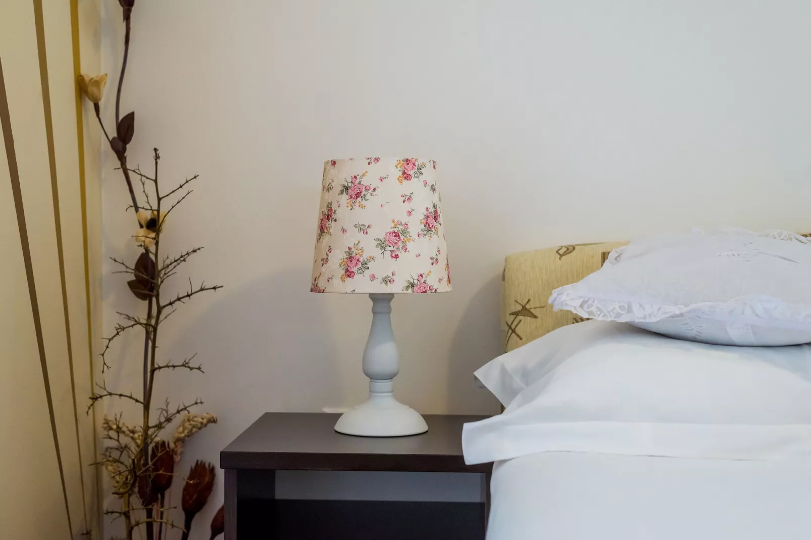 Apartments Aura - Comfort Studio Apartment 5 with shared swimming pool-Slaapkamer