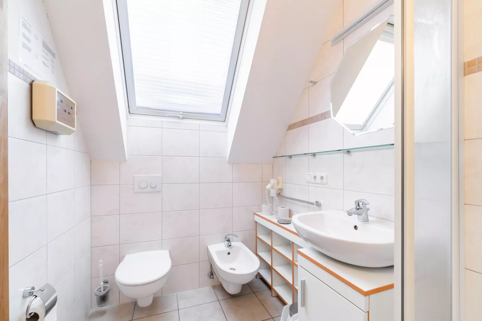 Kapitänsdeck 6 Pers 404-Badkamer