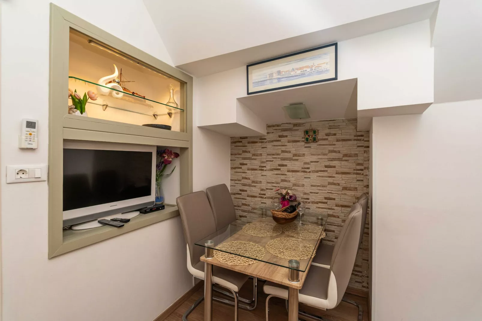 Apartment Neve - Two Bedroom Apartment-Woonkamer