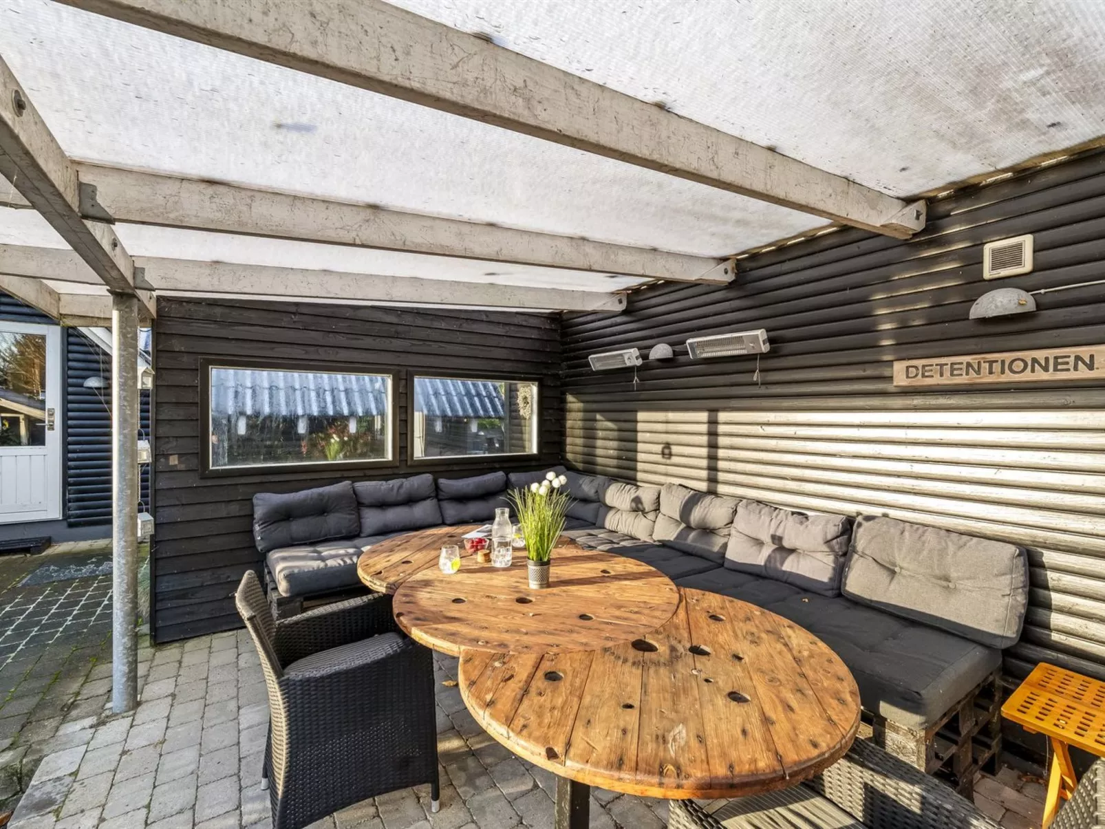 "Sampo" - 150m to the fjord-Buiten