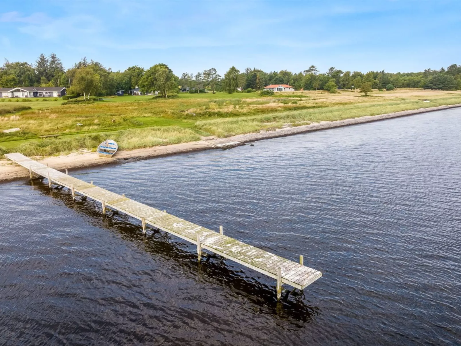 "Jahn" - 250m to the fjord-Buiten