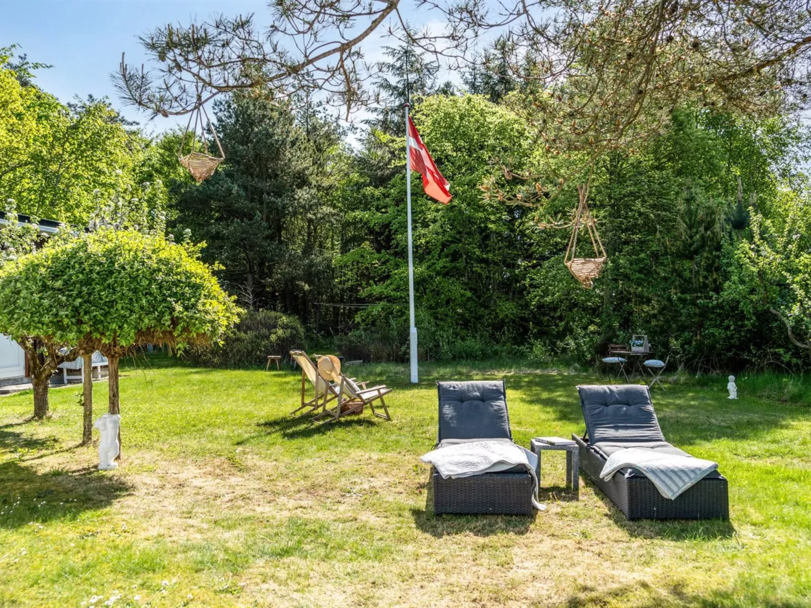 "Gunnild" -  from the sea-Buiten